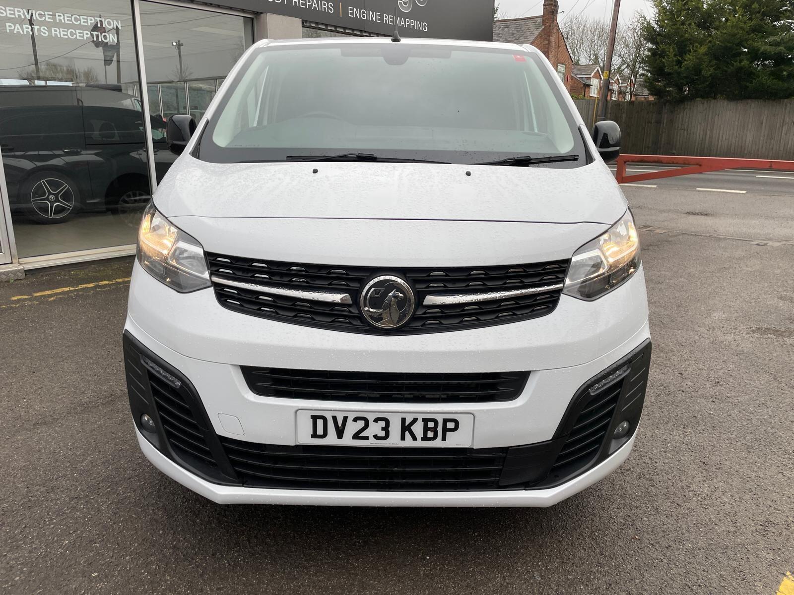 Vauxhall Vivaro - image 3